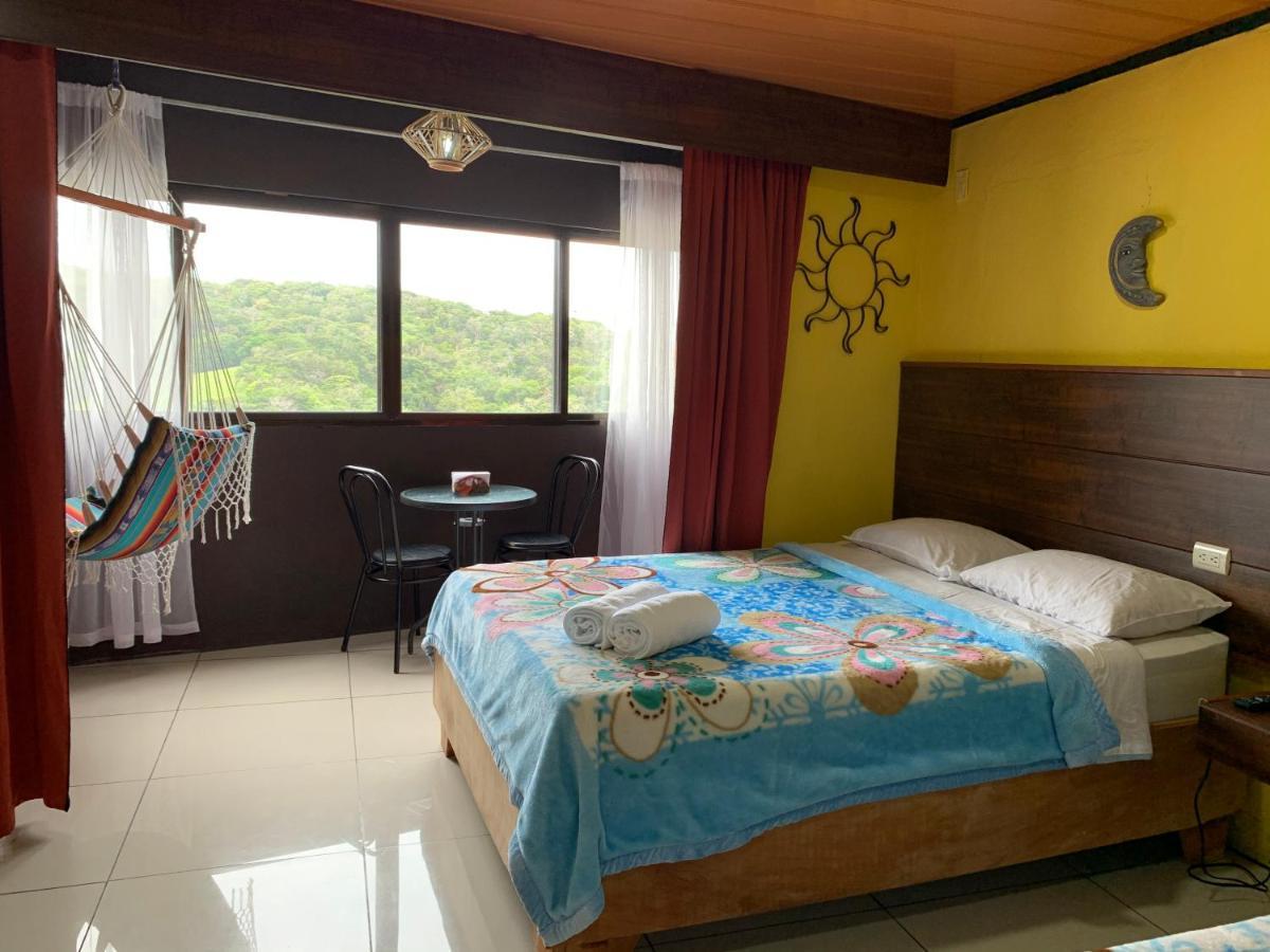 Cabinas Vista Al Golffo Monteverde Exterior photo